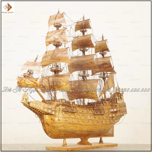 Mô hình thuyền buồm gỗ sưa Việt Nam dài 120cm 