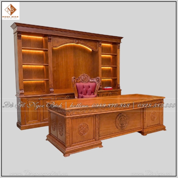 Bàn Chủ Tịch thiết kế mặt bàn cong gỗ tự nhiên