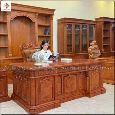 Bàn làm việc gỗ tự nhiên của Chủ Tịch tỉnh 