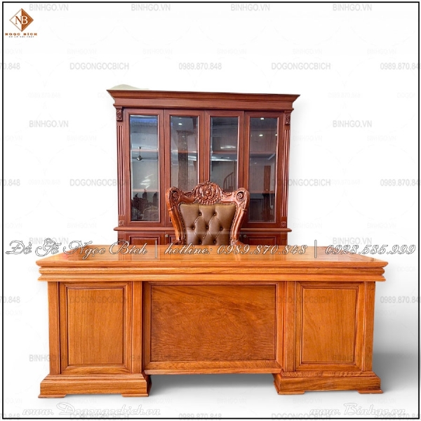 Bộ bàn làm việc văn phòng lãnh đạo thiết kế trơn sang trọng
