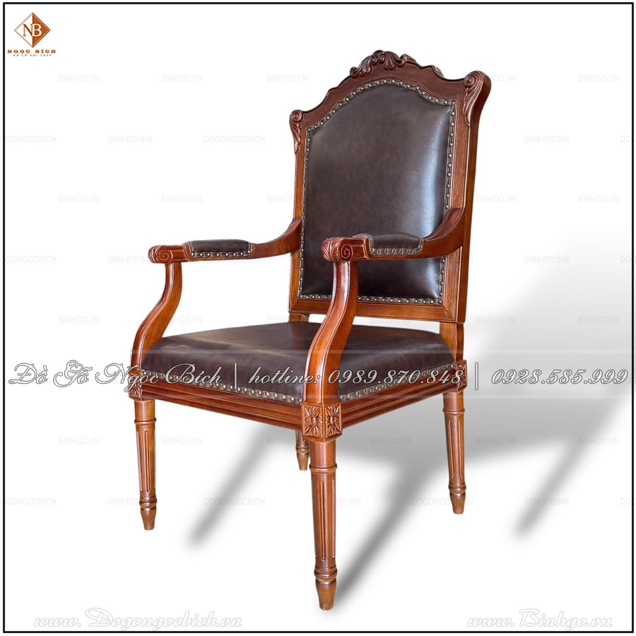 Chiếc ghế mang dáng vẻ cứng cỏi , tinh tế , rõ nét Lãnh Đạo