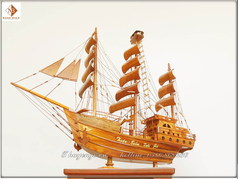 Mô hình thuyền gỗ gõ 