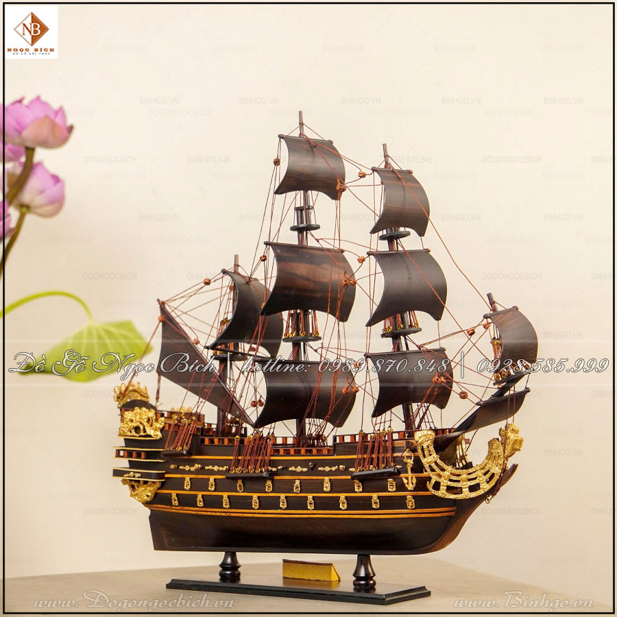 Mô hình thuyền gỗ mun - dài 45cm 